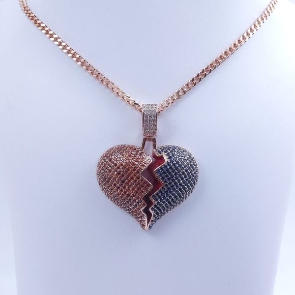 Icy Independence Heart + 20" Cuban Chain - Picture 5 of 8